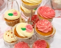 Candy Bar: Cupcakes mit Fondant Rosen